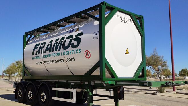 Farcinox estrena una línea de producción para contenedores cisterna