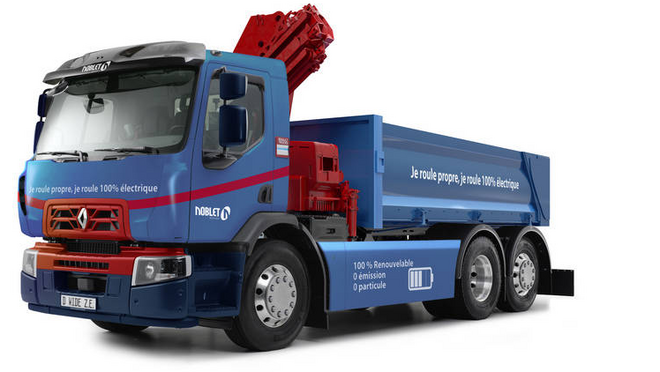 Renault Trucks entrega el primer camión de aproximación 100% eléctrico