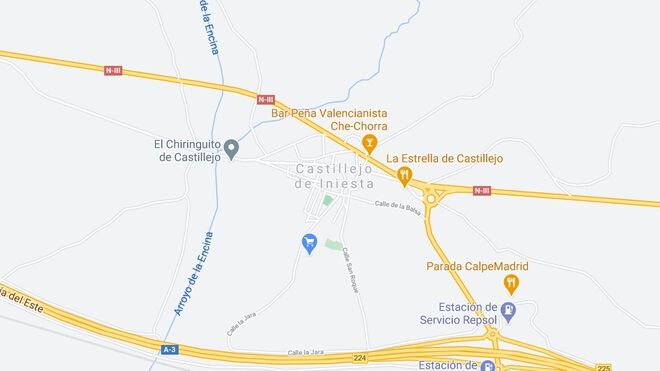 Cortada la A-3, en Castillejo de Iniesta (Cuenca), tras el accidente de un tráiler con dos remolques