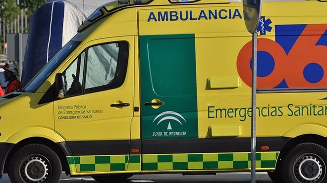 Fallece un motorista en un accidente de tráfico con un camión en Jerez