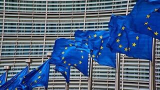 La Comisión Europea acepta una iniciativa para prohibir anuncios de combustibles fósiles