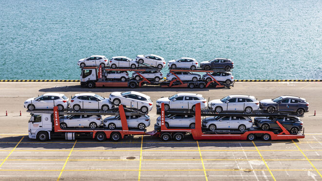 Setram estrena el primer megatruck para el transporte de vehículos en España
