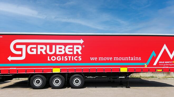 Kögel entrega 80 semirremolques a Gruber Logistics