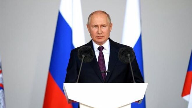 Putin asegura que Rusia no restringirá el uso de la Ruta Marítima del Norte