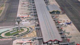TOP 4 aeropuertos con más carga aérea de España