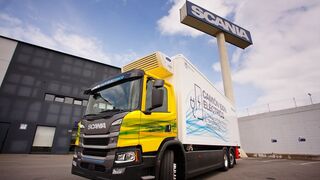 Scania entrega un camión eléctrico a Alimerka