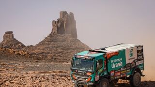 Los tres camiones de Iveco acaban entre los diez primeros del Dakar