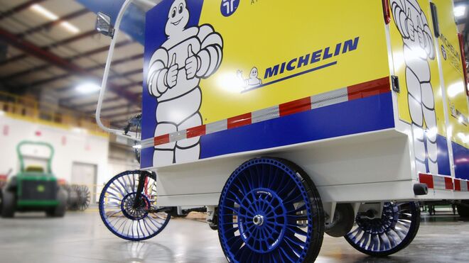 Michelin presenta un neumático sin aire para la última milla