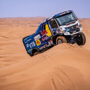 Los camiones de Kamaz-master, con baterías de Varta, logran los cuatro primeros puestos del Dakar