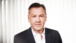 Renault nombra a Heinz-Jürgen Löw responsable de vehículos comerciales
