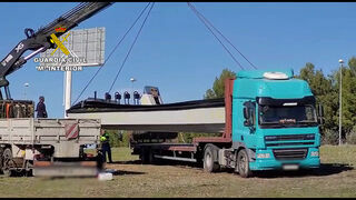 Desarticulada una red que transportaba narco-embarcaciones en camiones