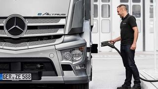 Daimler Truck facilita el paso a la electromovilidad