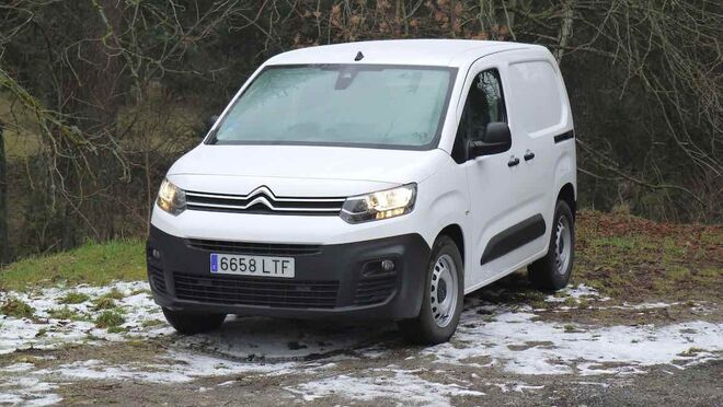 El Citroën Berlingo eléctrico no se asusta en carretera abierta