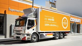 Volvo Trucks entrega dos FE Electric al Grupo Fuentes