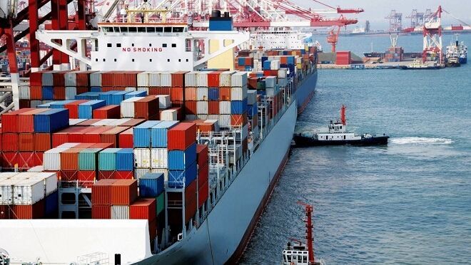 La guerra y China triplican los costes logísticos de la exportación alimentaria