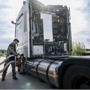 Arrancan las pruebas del camión de hidrógeno líquido de Daimler Truck