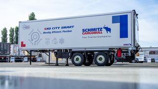 Schmitz Cargobull, líder en lonas y frigoríficos en 2023