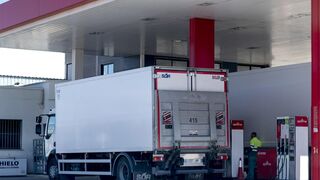 Un nuevo intento de clonar tarjetas de carburante alerta al sector en Guipúzcoa
