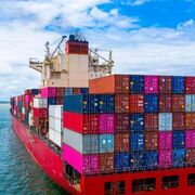 El Gobierno incentiva con ayudas el trasvase de mercancías del camión al barco