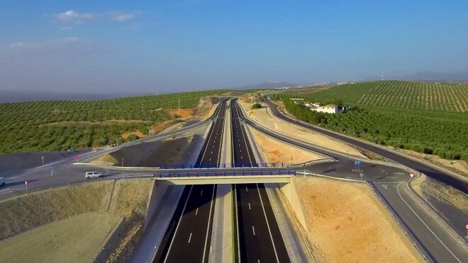 La autovía A-32 tendrá 88 kilómetros en servicio entre Bailén y Albacete este año