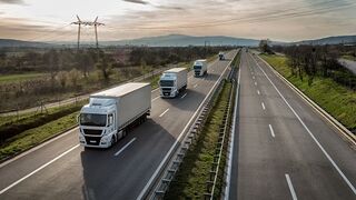 Los camiones empezarán a pagar por sus emisiones en 2027
