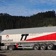 Grupo TT incorpora su primer duotrailer para sus rutar Madrid-Zaragoza