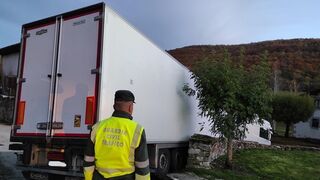 Dos camiones perdidos en el mismo pueblo de Navarra por culpa del GPS