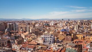 Los transportistas valencianos exigen que la Zona de Bajas Emisiones “no les penalice”