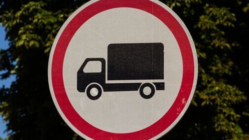 Ce sont les restrictions pour les camions pour 2023