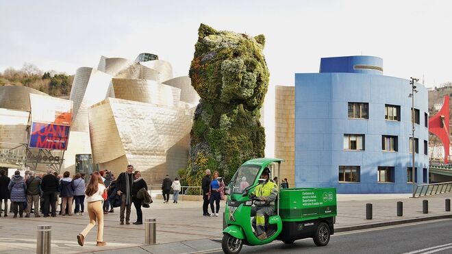 Heineken prueba vehículos eléctricos de Scoobic para el reparto de última milla en Bilbao