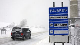 Un nuevo episodio de nevadas pone en alerta a los camioneros