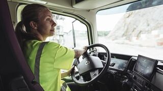 La enorme brecha de género entre los conductores profesionales: menos de un 3% de mujeres
