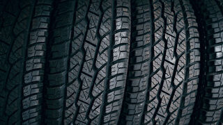 Las importaciones de neumáticos de camión asiáticos caen un tercio hasta febrero