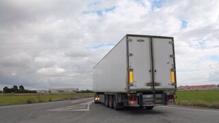 El Gremio de Transportes y Logística de Cataluña pide mantener las ayudas al combustible
