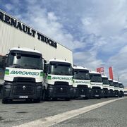 Renault Trucks entrega 18 unidades de la gama T a Barcargo
