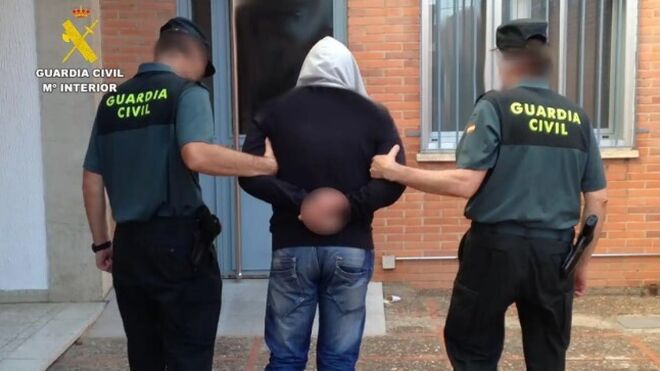Detenido un camionero por atracar a mano armada una gasolinera en Zamora