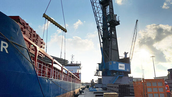 Bergé realiza las operaciones logísticas de Celsa Group en el Puerto de Tarragona