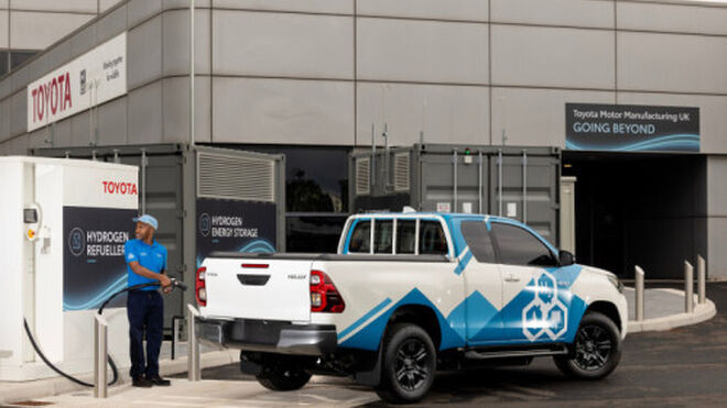 Toyota presenta un prototipo de pick-up eléctrica de pila de combustible de hidrógeno