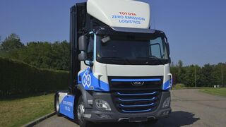 VDL Groep presenta su camión de hidrógeno con pila de combustible Toyota