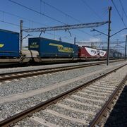Los ingenieros industriales exigen más inversión en ferrocarril: "solo el 3,8% de mercancías en la península van en tren"