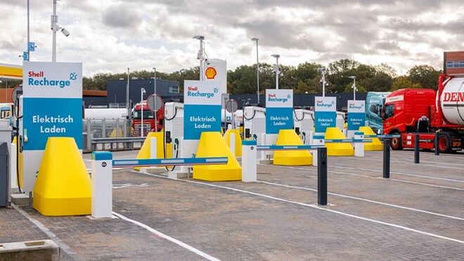 Travis y Shell recogen los puntos de recarga para camiones eléctricos de Europa en una plataforma