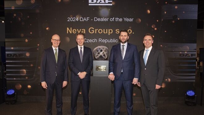 La checa Neva Group se alza con el 'International Dealer of the Year 2024' de DAF