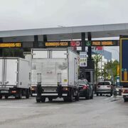 Bruselas insta a España a aplicar las normas de alquiler de camiones