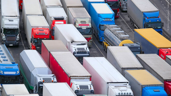 Grandes operadores, cargadores y transportistas respaldan la dura norma europea de emisiones de CO2 para camiones