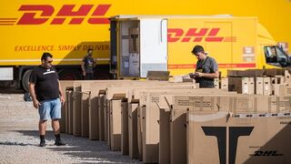 DHL Express gestiona la logística de las bicicletas y el equipamiento de la Skoda Titan Desert